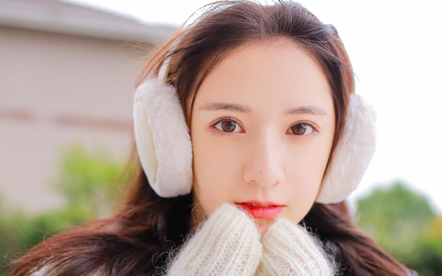 应用版本信息展示